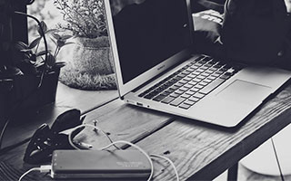 神马电影读完再说：先问推断有没有越级，再把截图补上下文（不费劲但管用）